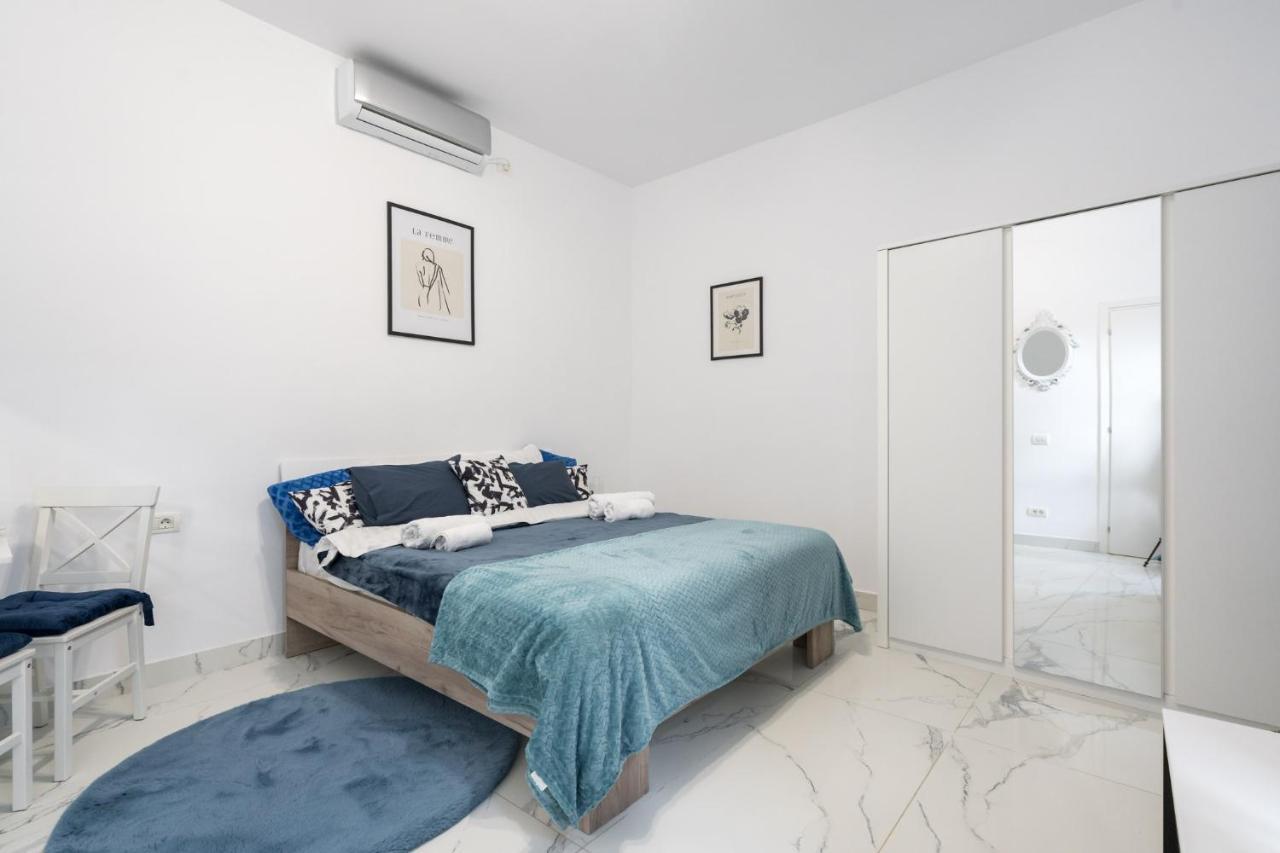 Blue-Line-Apartment-Unirii بوخارست المظهر الخارجي الصورة
